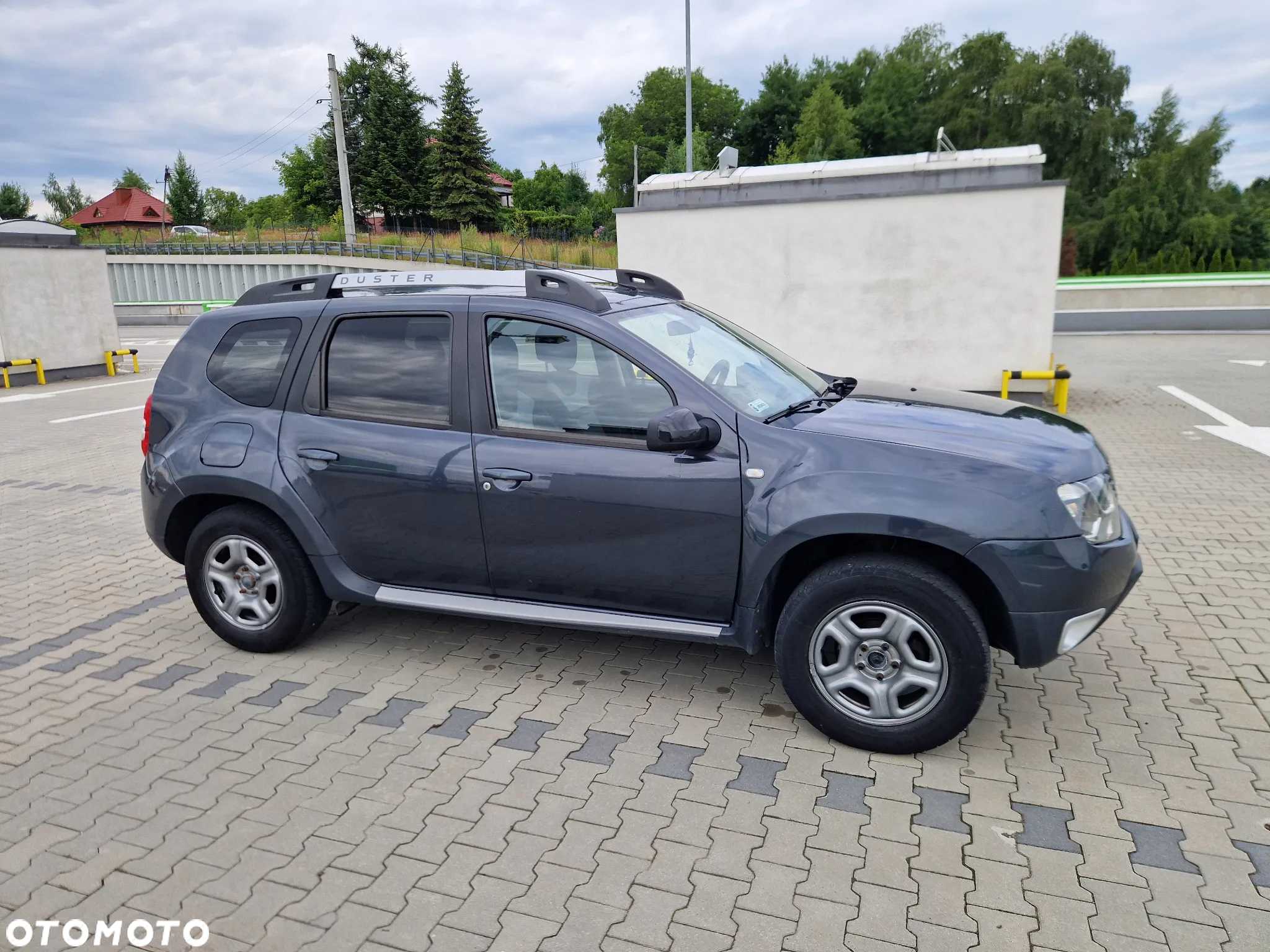 Dacia Duster 1.6 SCe Laureate S&S - 3