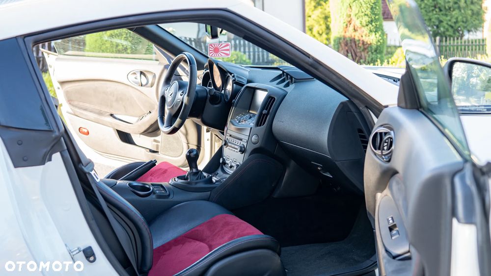 Nissan 370 Z 3.7 V6 Nismo - 24