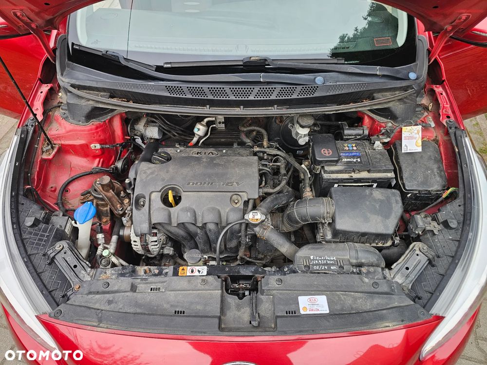 Kia Ceed 1.4 CVVT ISG Dream Team Edition - 28
