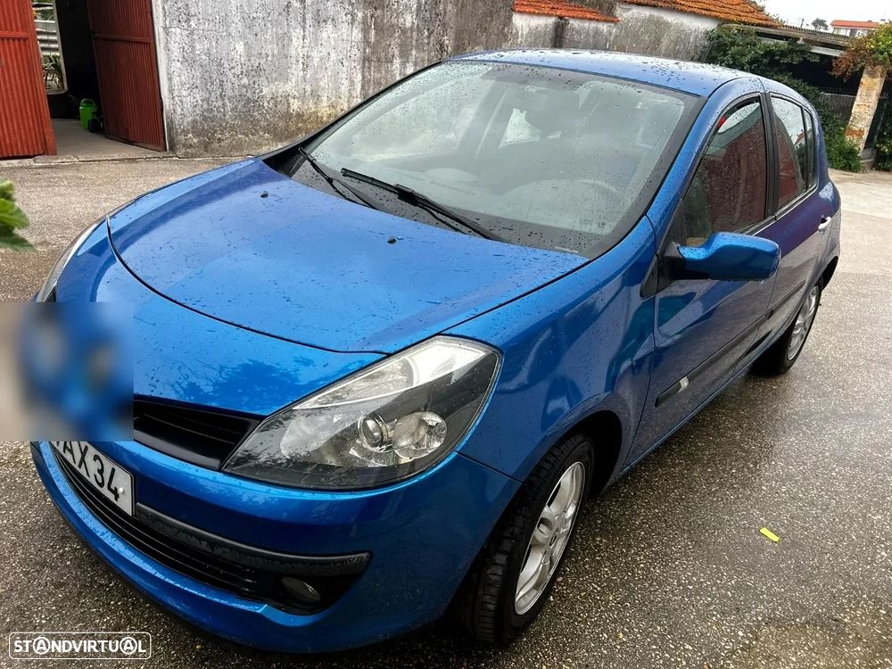 Renault Clio - 1