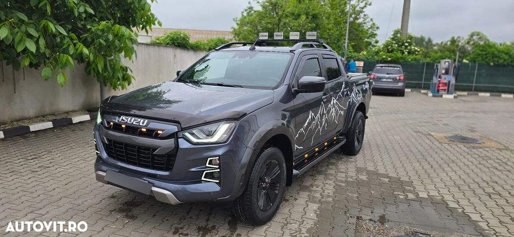 Isuzu D-Max 1.9 DSL 4x4 Double Cab AT Executive - 1