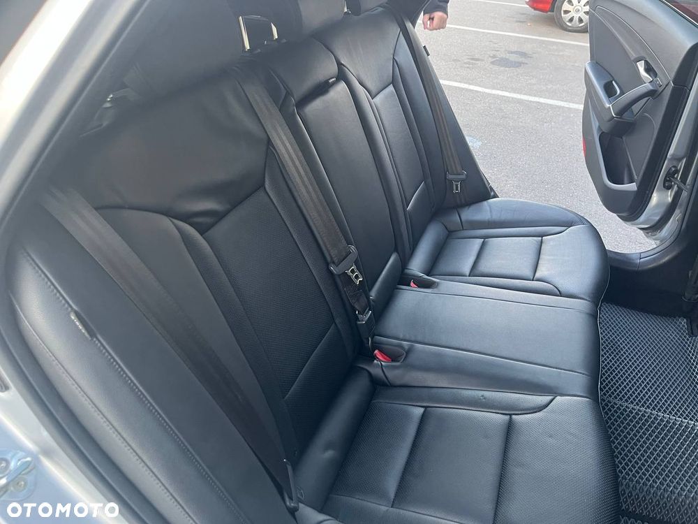 Hyundai i40 1.6 CRDi Premium DCT - 15