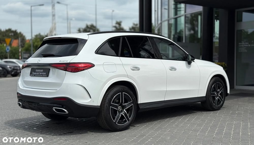 Mercedes-Benz GLC - 7