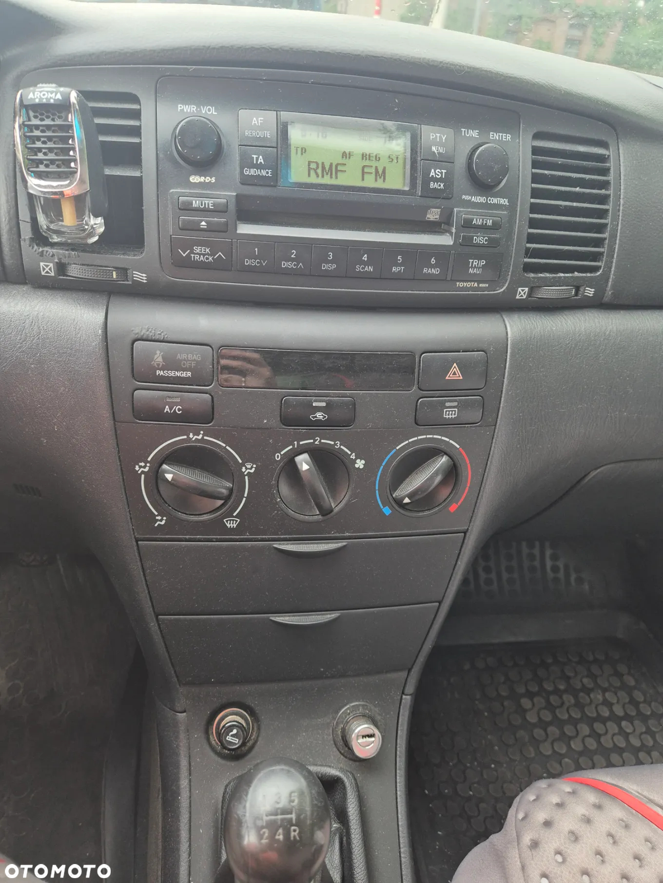 Toyota Corolla - 6