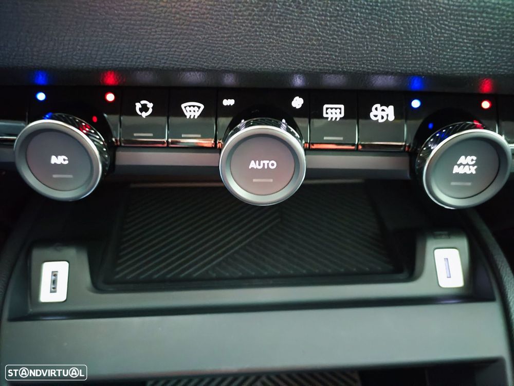 Citroën C4 1.2 PureTech Plus - 19