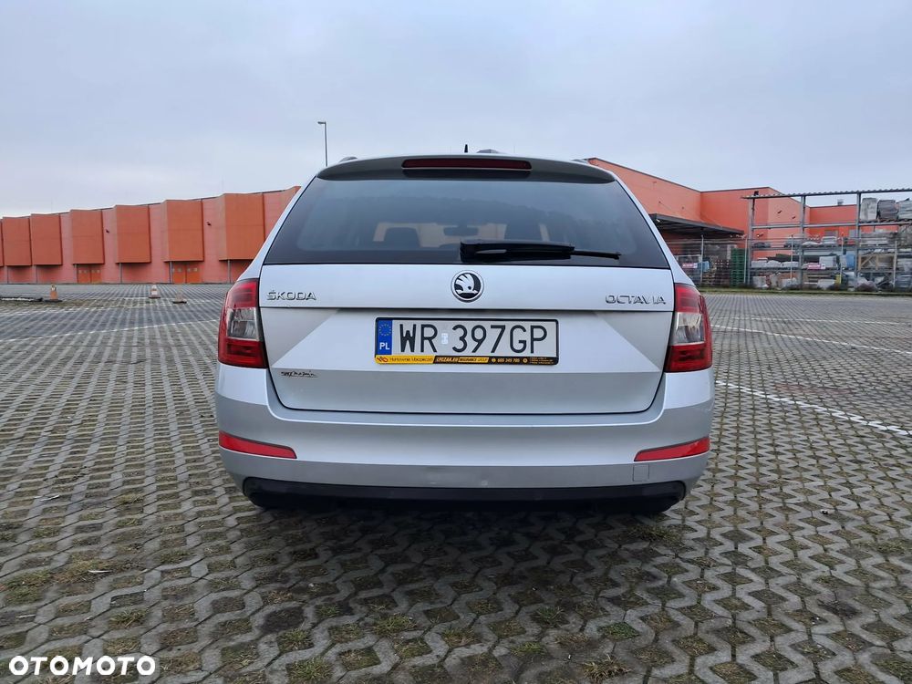 Skoda Octavia 1.6 TDI (Green tec) 4x4 Ambition - 9