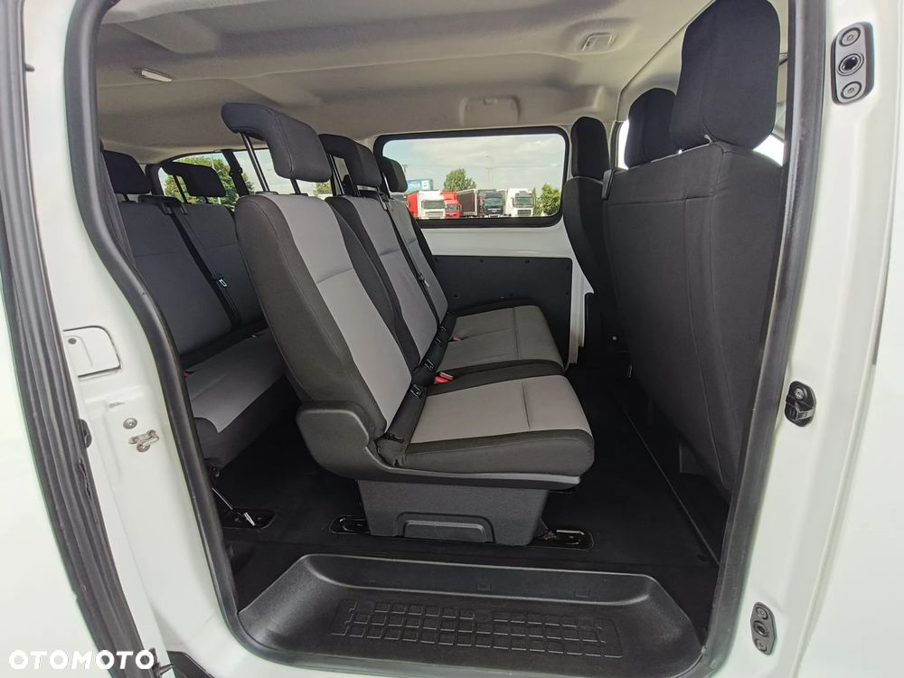 Peugeot Traveller L3 2.0 Business - 20