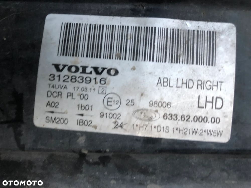 VOLVO XC70 V70 S80 XENON LAMPA PRAWY PRZÓD 31283916 - 4