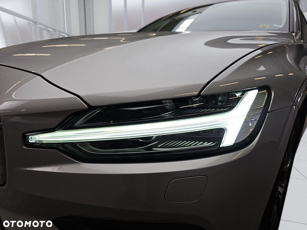 Volvo V60 B3 B Core - 33