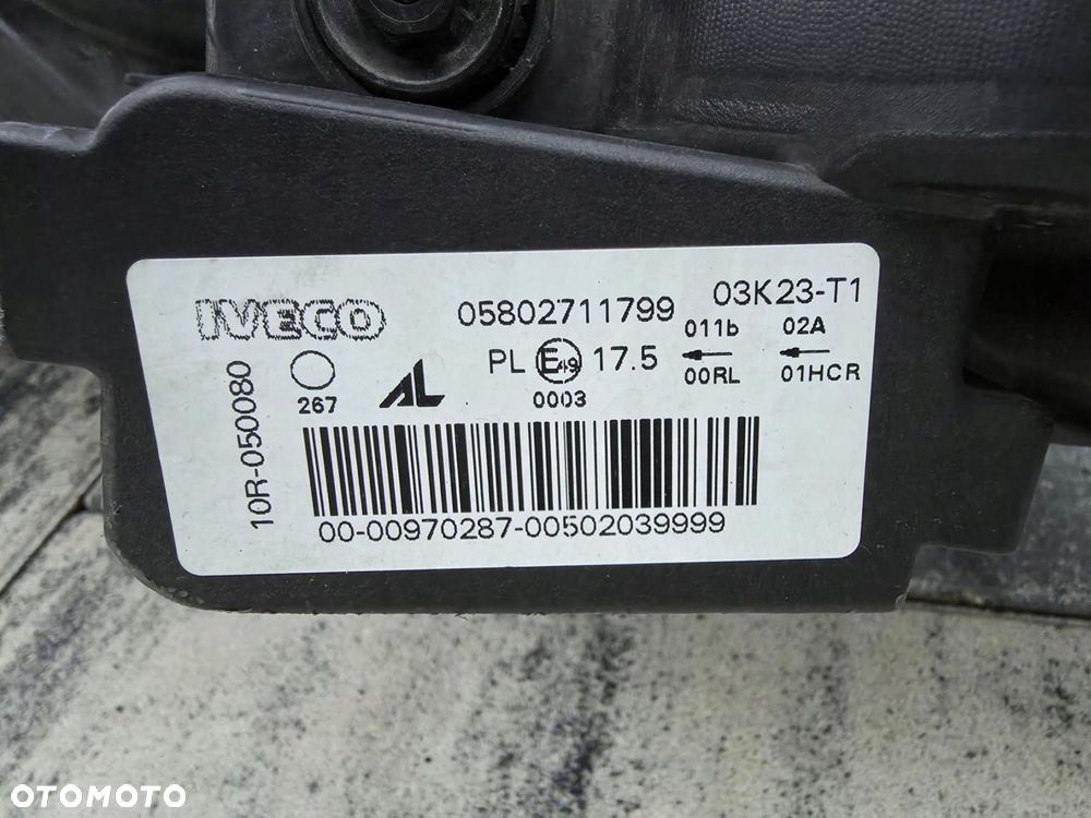 IVECO DAILY LIFT Kompletne Lampy przód Full Led 05802711799 05802711800 - 14
