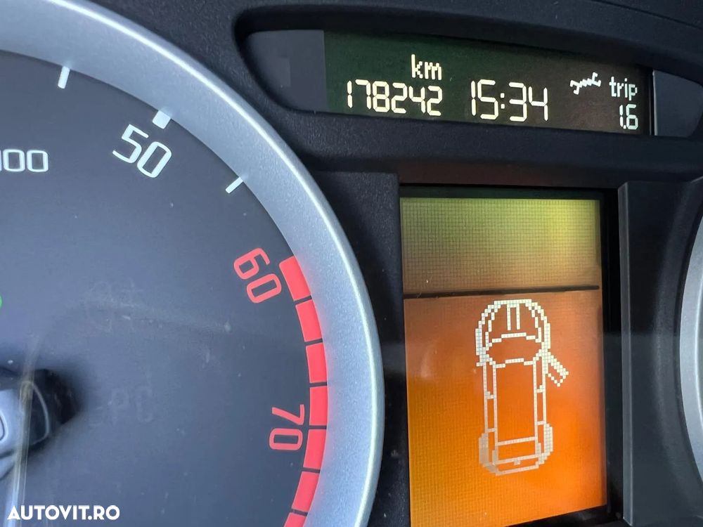 Skoda Fabia 1.2 Ambiente - 13