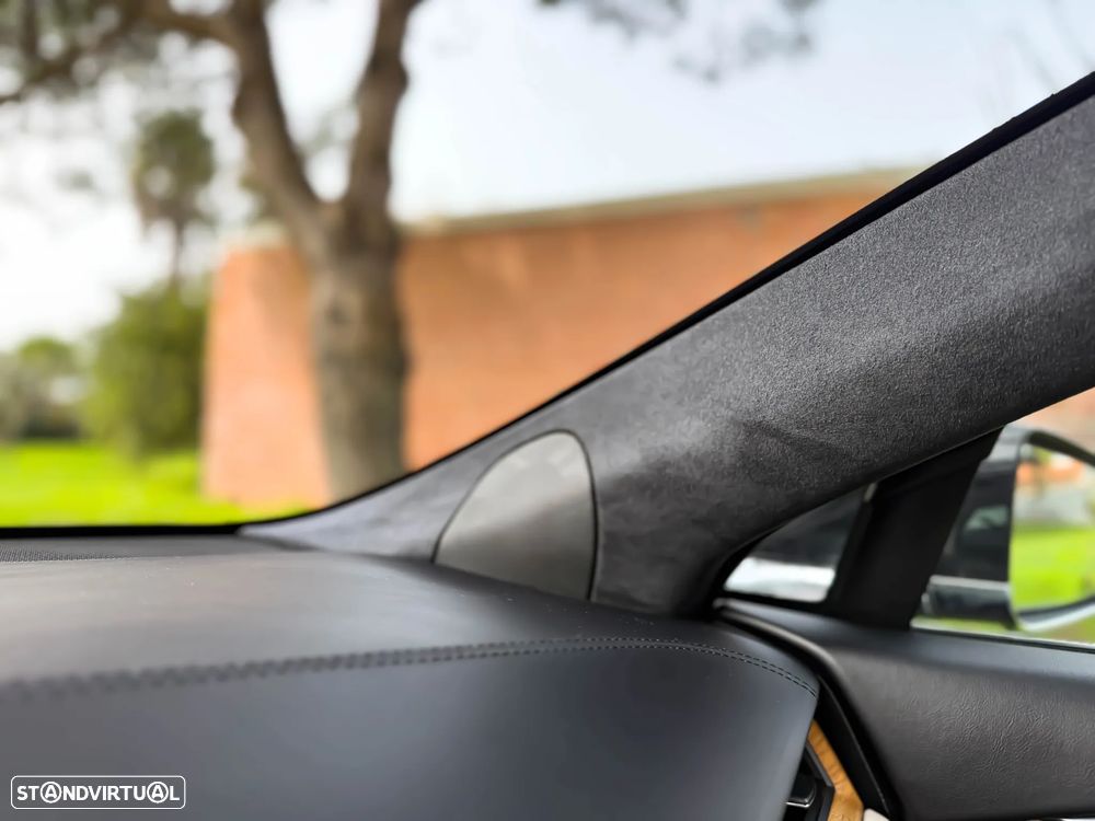 Tesla Model S Long Range - 33