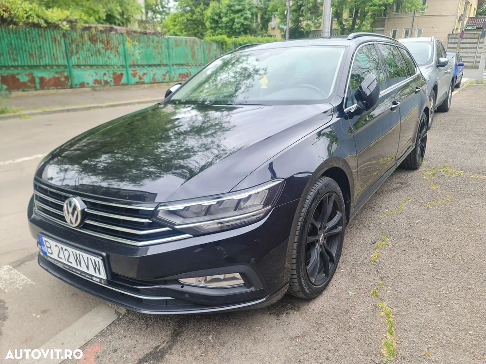 VOLKSWAGEN Passat