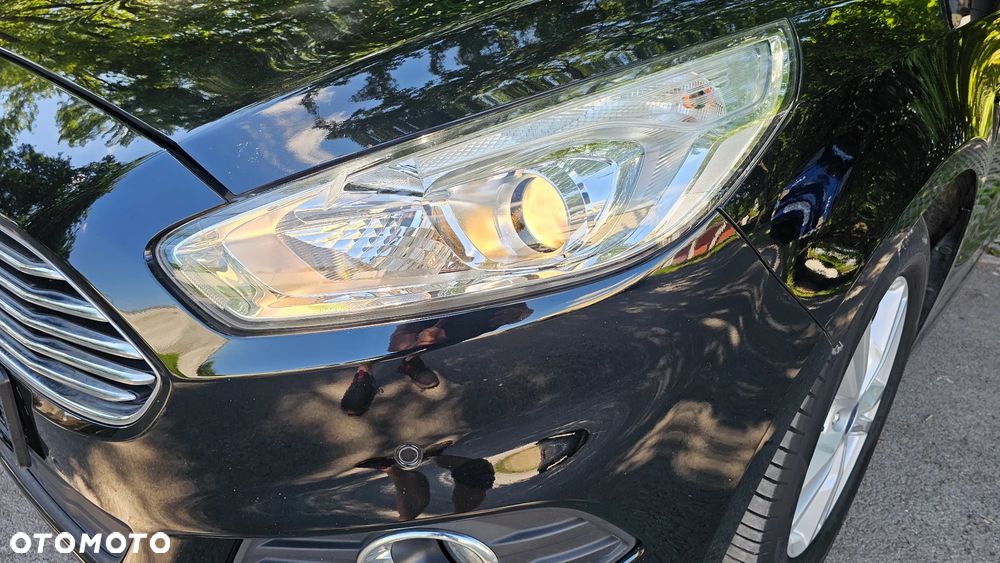Ford S-Max - 27