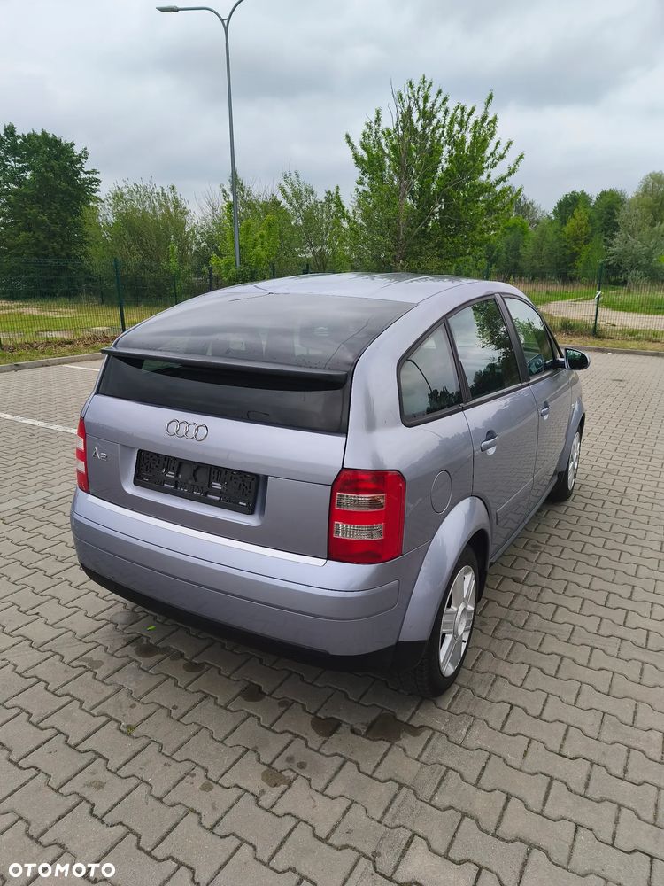 Audi A2 1.4 - 12