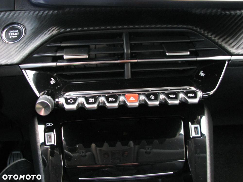 Peugeot 2008 BlueHDi 100 STOP & START Allure - 27