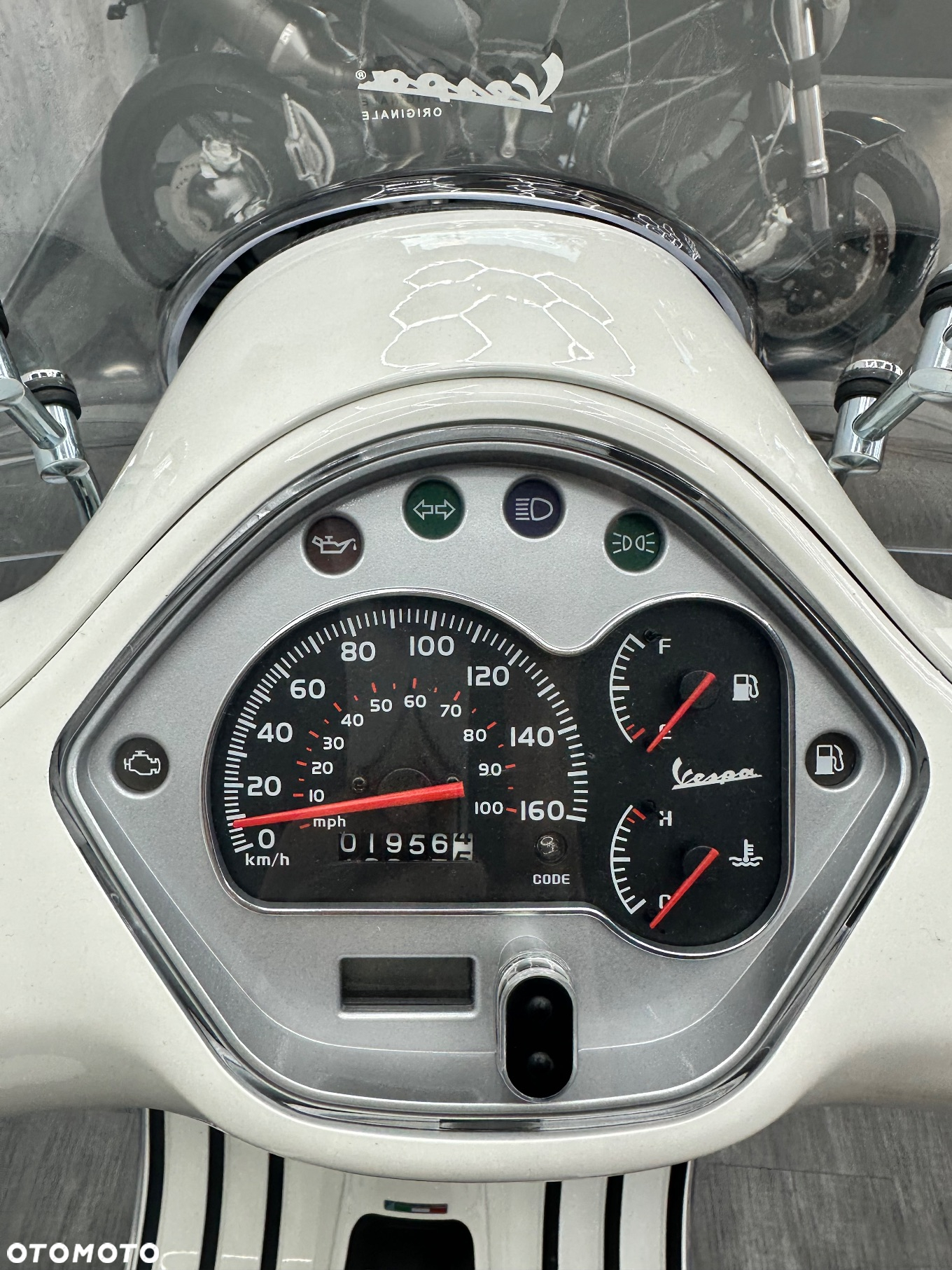 Vespa GTS - 13