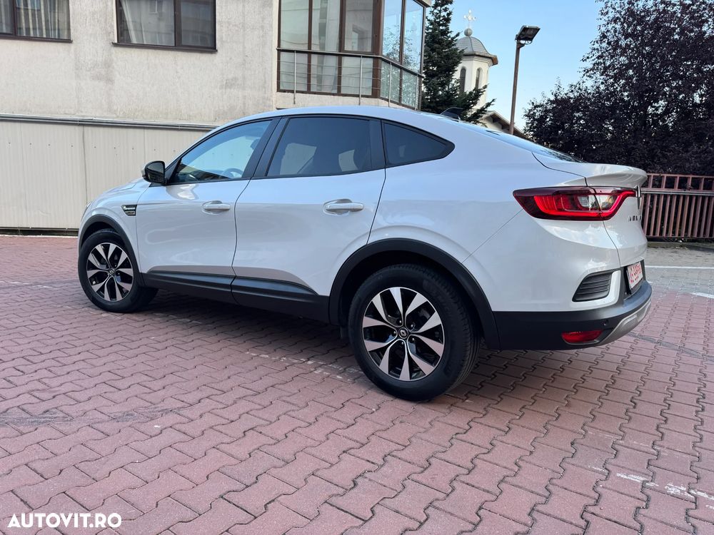 Renault Arkana E-TECH Full Hybrid 145 Techno - 9