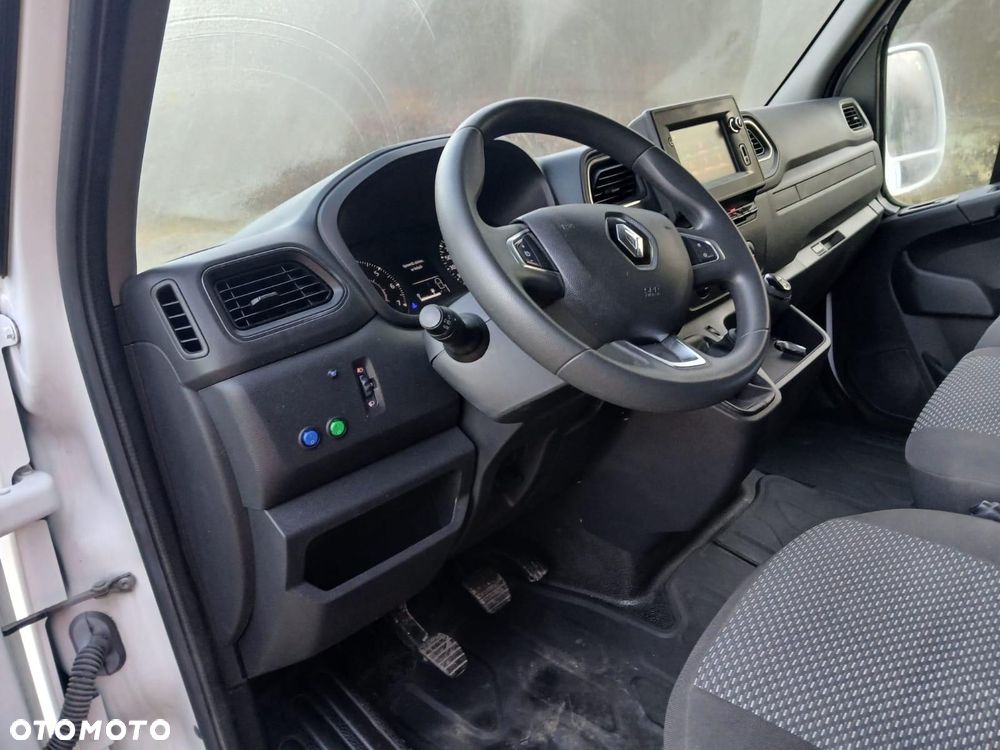 Renault Master - 18
