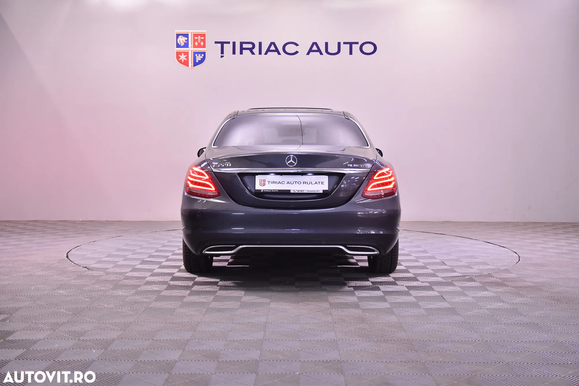 Mercedes-Benz C 220 d 4MATIC Aut. - 4