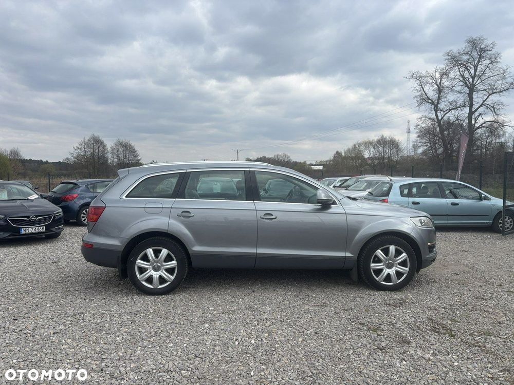 Audi Q7 - 12