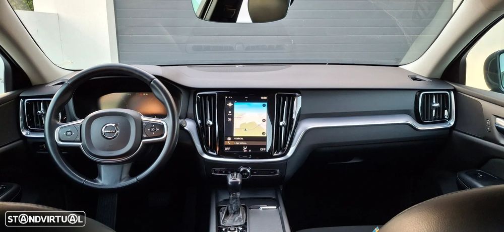 Volvo V60 2.0 D3 Momentum Plus Geartronic - 9