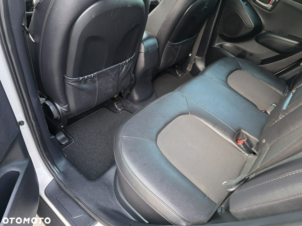 Hyundai ix35 - 13