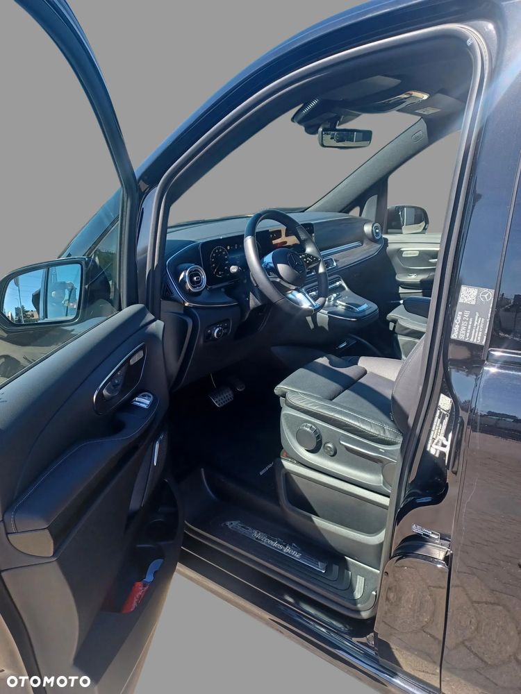 Mercedes-Benz Klasa V - 9