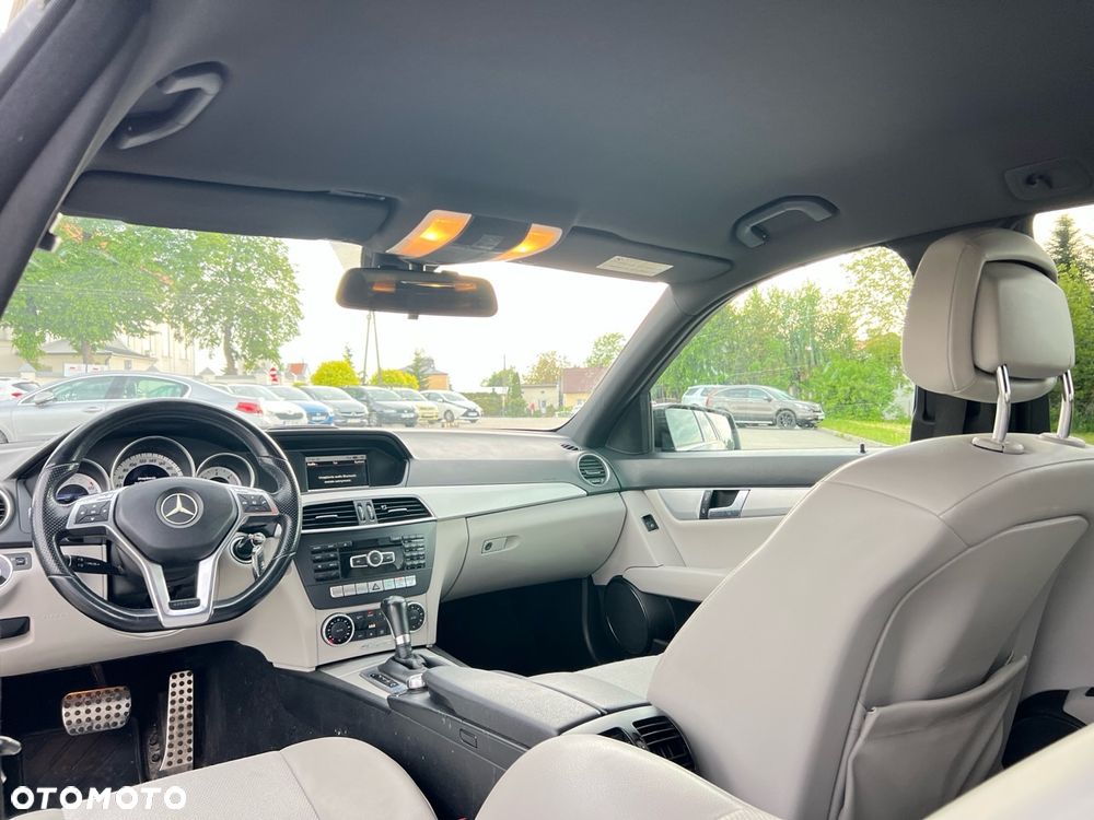 Mercedes-Benz Klasa C 220 (BlueTEC) d BlueEFFICIENCY Edition 7G-TRONIC Avantgarde - 21