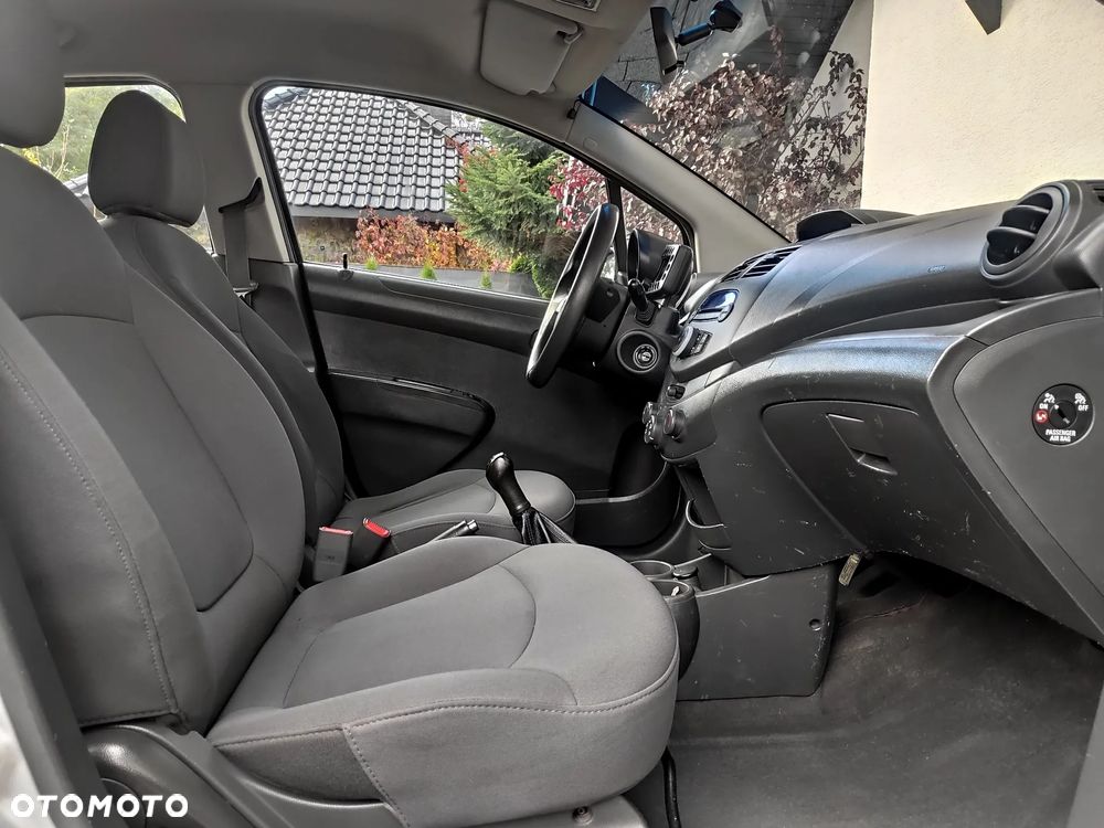 Chevrolet Spark 1.0 LS - 9