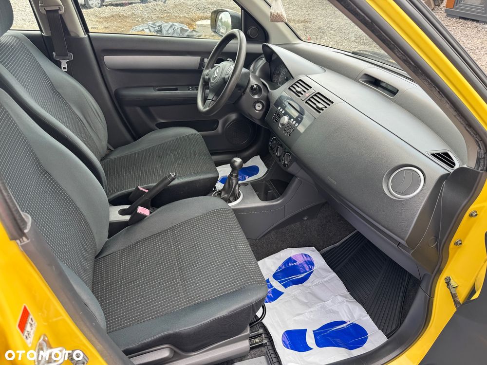 Suzuki Swift 1.3 JB Edition - 13