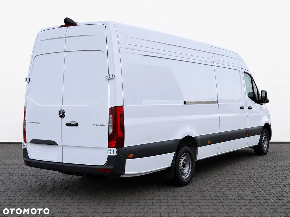 Mercedes-Benz Sprinter - 7