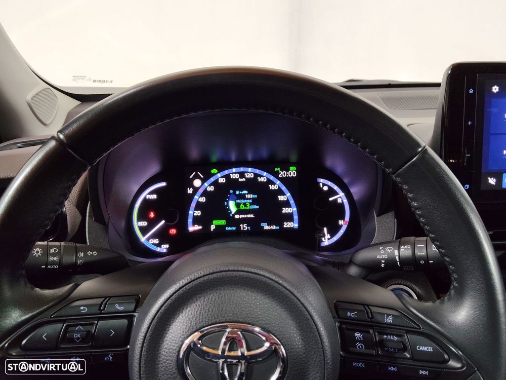 Toyota Yaris Cross 1.5 HDF Luxury - 22