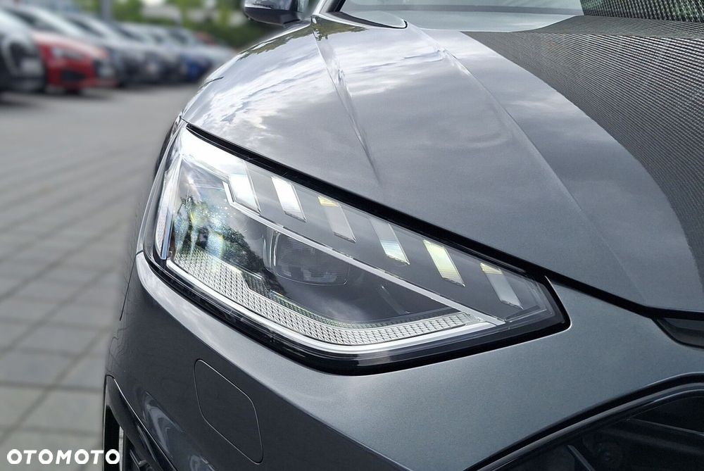 Audi A4 Limousine 35 TFSI mHEV S Line S tronic - 28