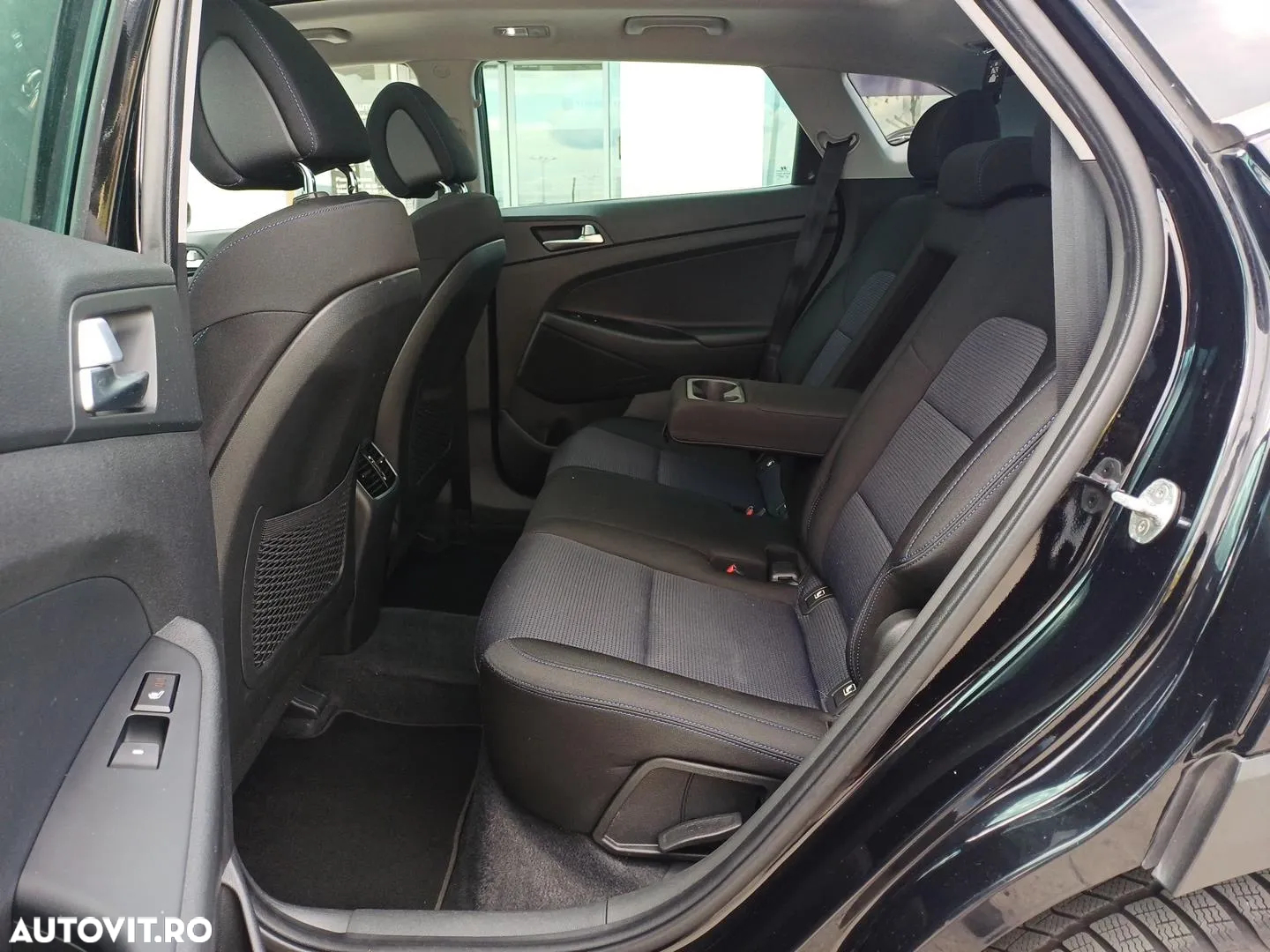 Hyundai Tucson 2.0 CRDI 4WD Automatik Style - 19