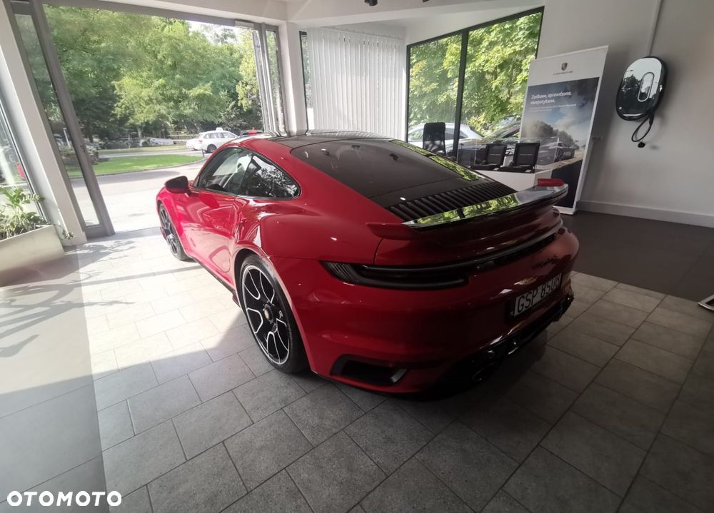 Porsche 911 Turbo S - 10