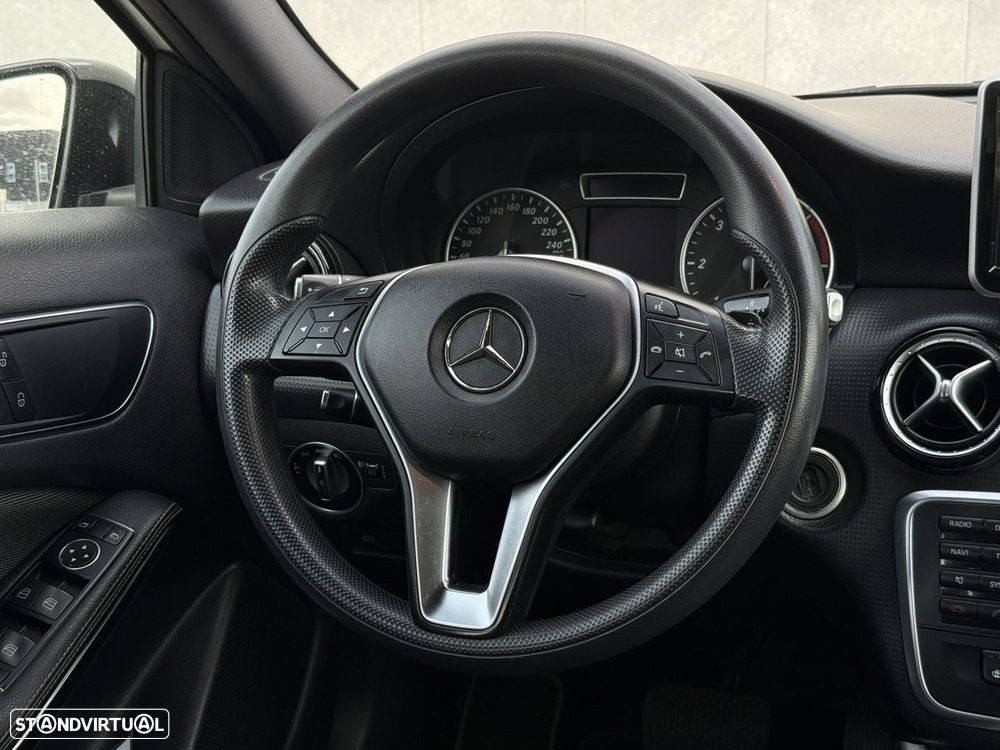 Mercedes-Benz A 180 CDI 7G-DCT AMG Line - 8