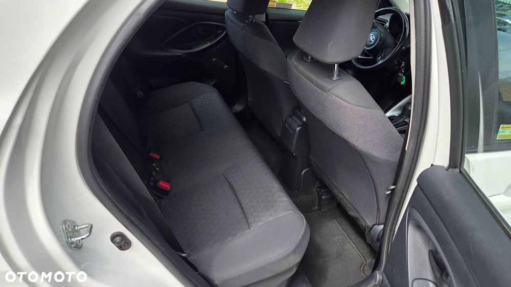 Toyota Yaris Hybrid 1.5 Comfort - 10