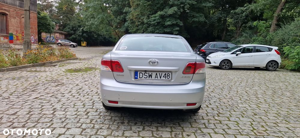 Toyota Avensis - 5
