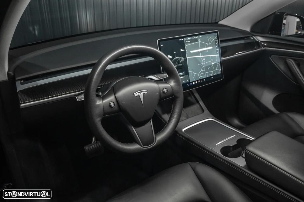 Tesla Model Y Long Range Dual Motor AWD - 19