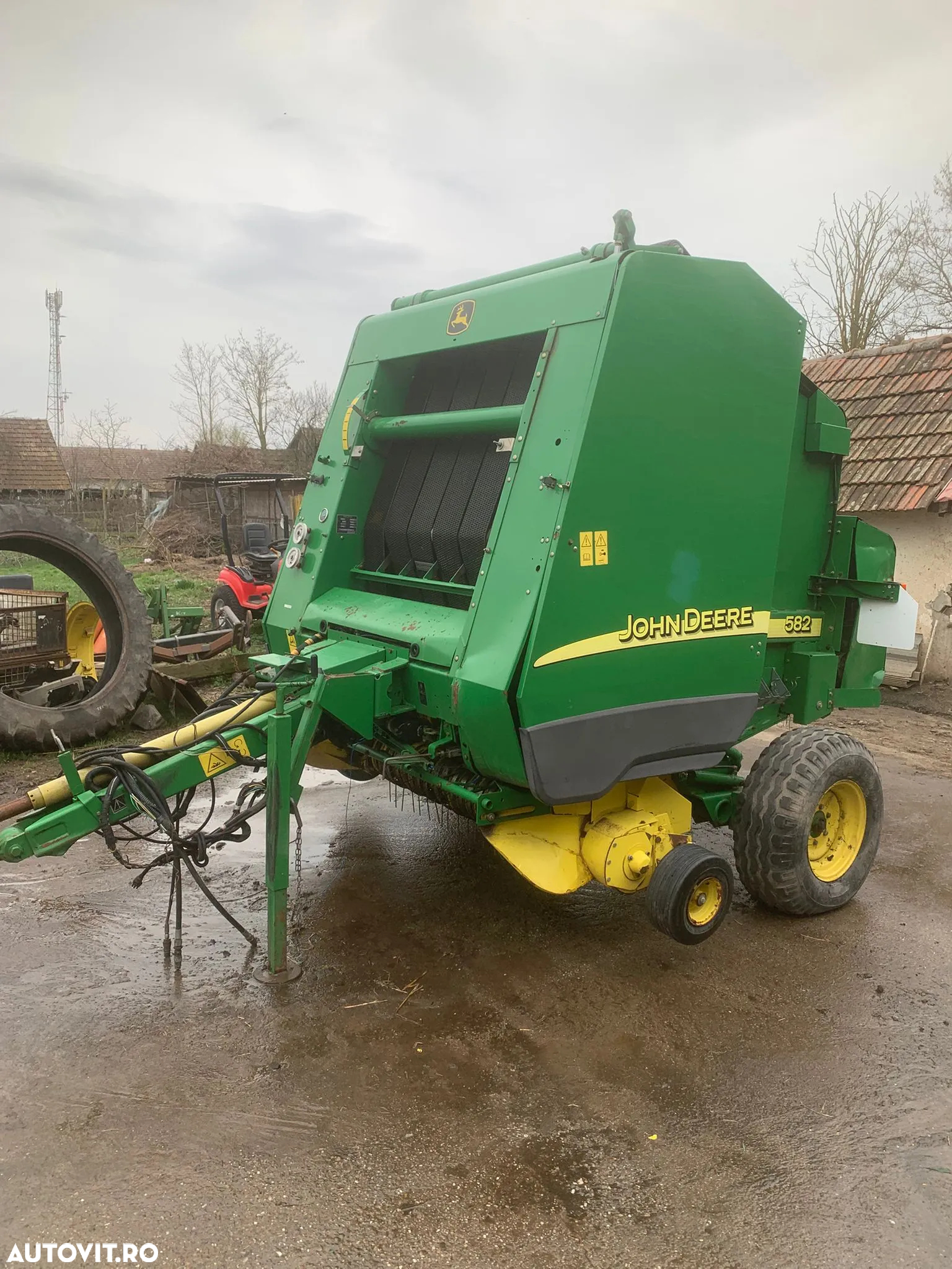 John Deere 582 - 6
