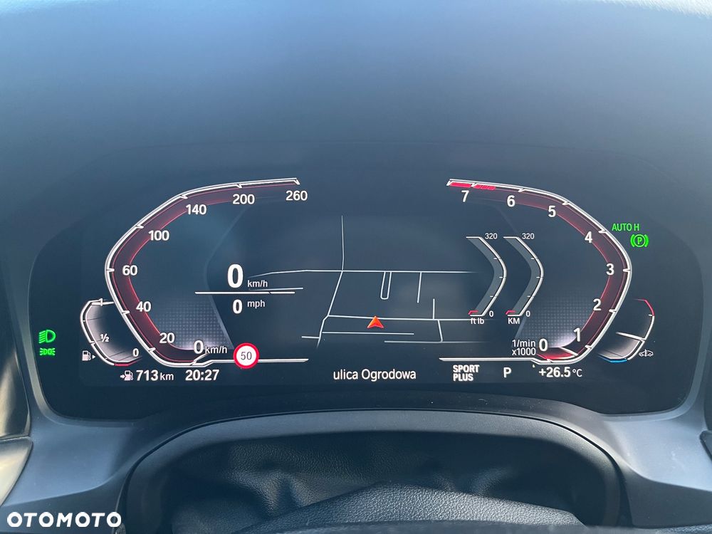 BMW Seria 3 330i Sport Line - 9