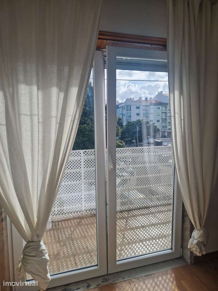 Apartamento T2 à venda na Praça Helena Vaz da Silva, 7 - Grande imagem: 5/15