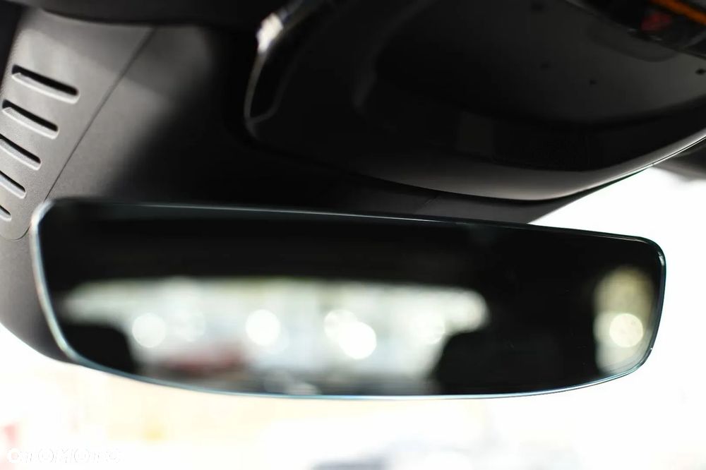 Volvo XC 60 B5 B AWD Plus Black Edition - 23