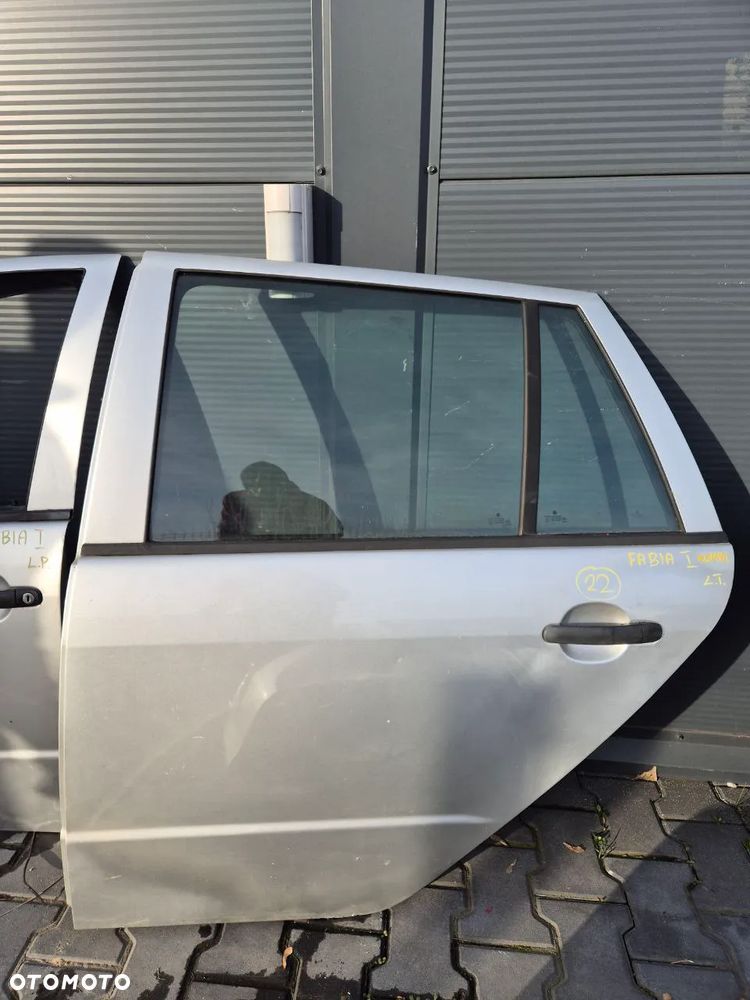 SKODA FABIA I DRZWI / MASKA / KLAPA / ZDERZAK - 19