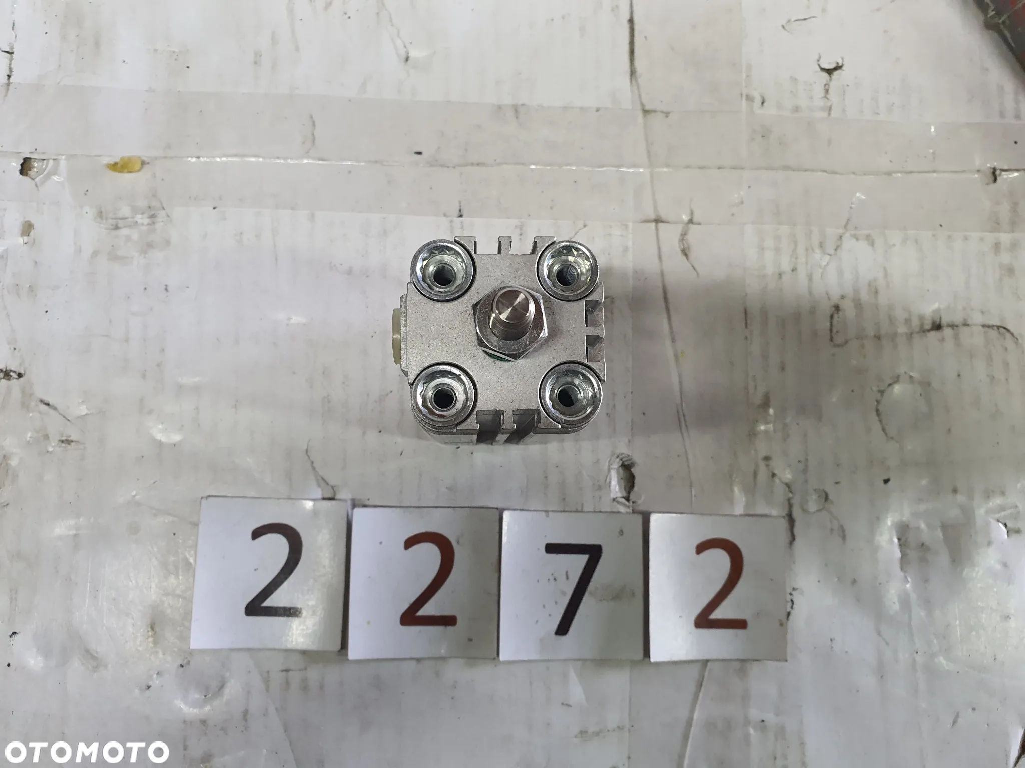 Siłownik kompaktowy ADVU ADVU3250 543095 V908 - 3