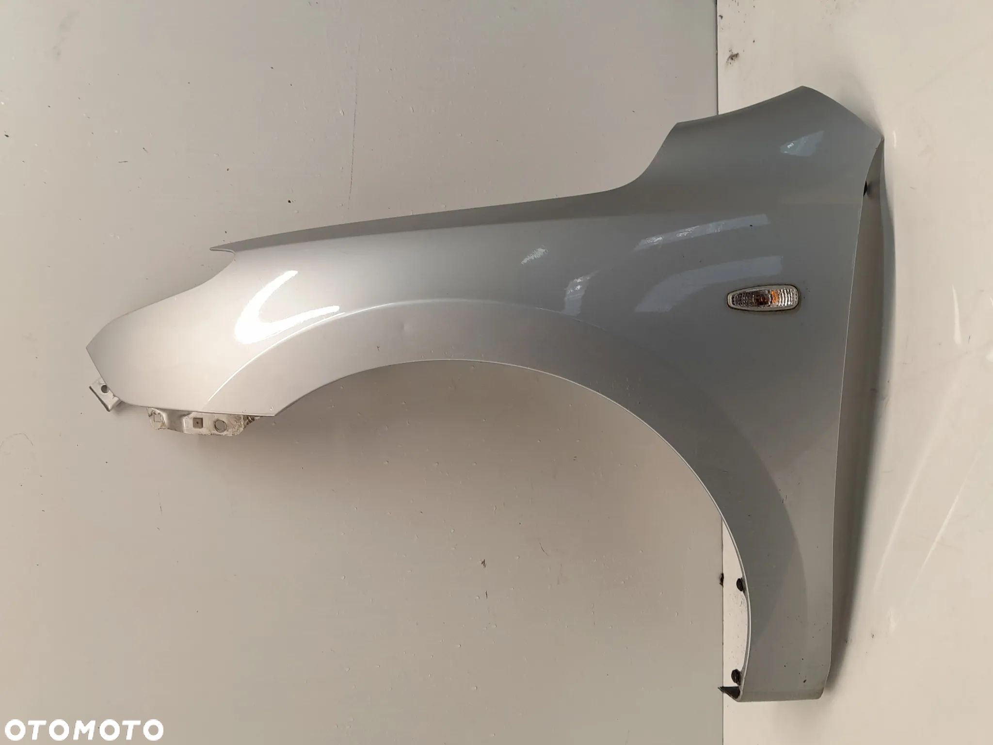 BŁOTNIK PRZÓD PRZEDNI LEWY HYUNDAI I30 2R SREBRNY - 1