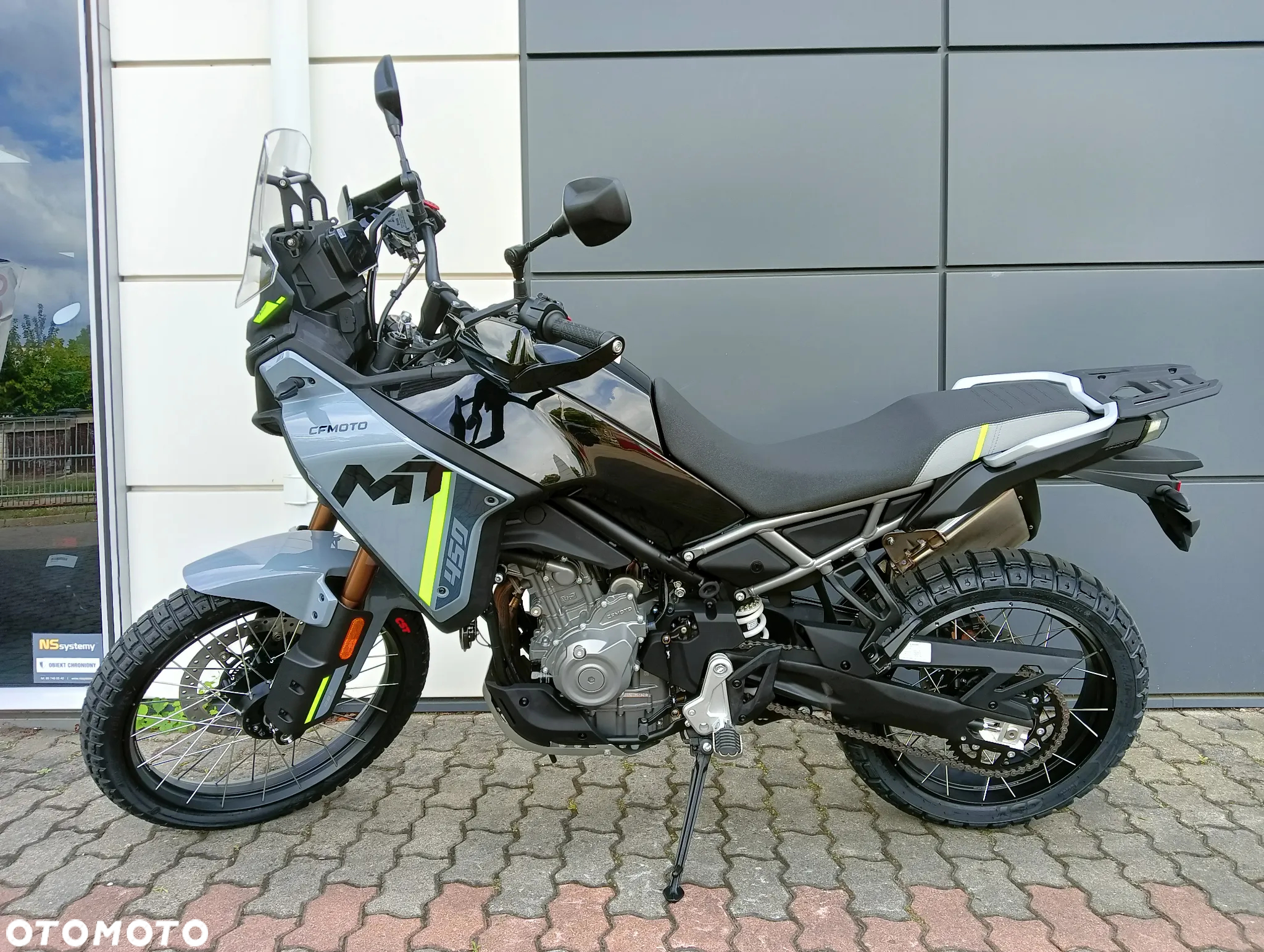 CFMoto MT