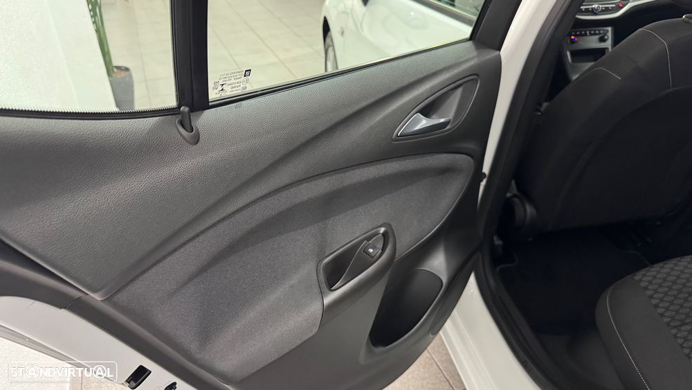 Opel Astra 1.5 D Design & Tech S/S - 32