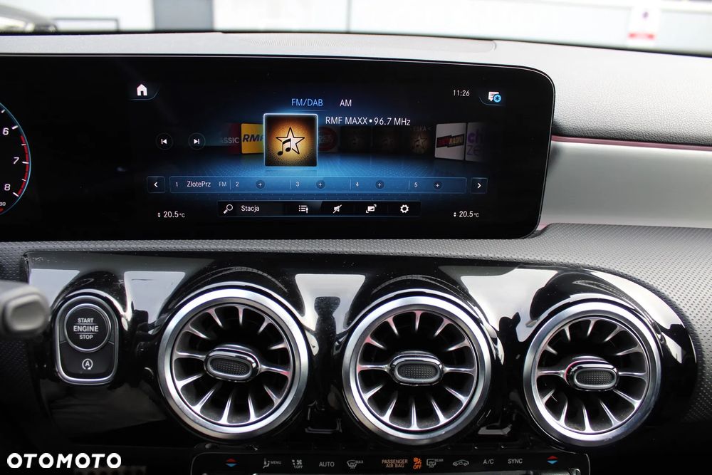 Mercedes-Benz Klasa A 180 AMG Line 7G-DCT - 13